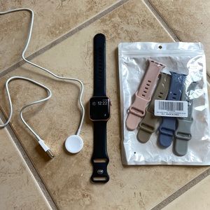 Series 5 Apple Watch 40MM